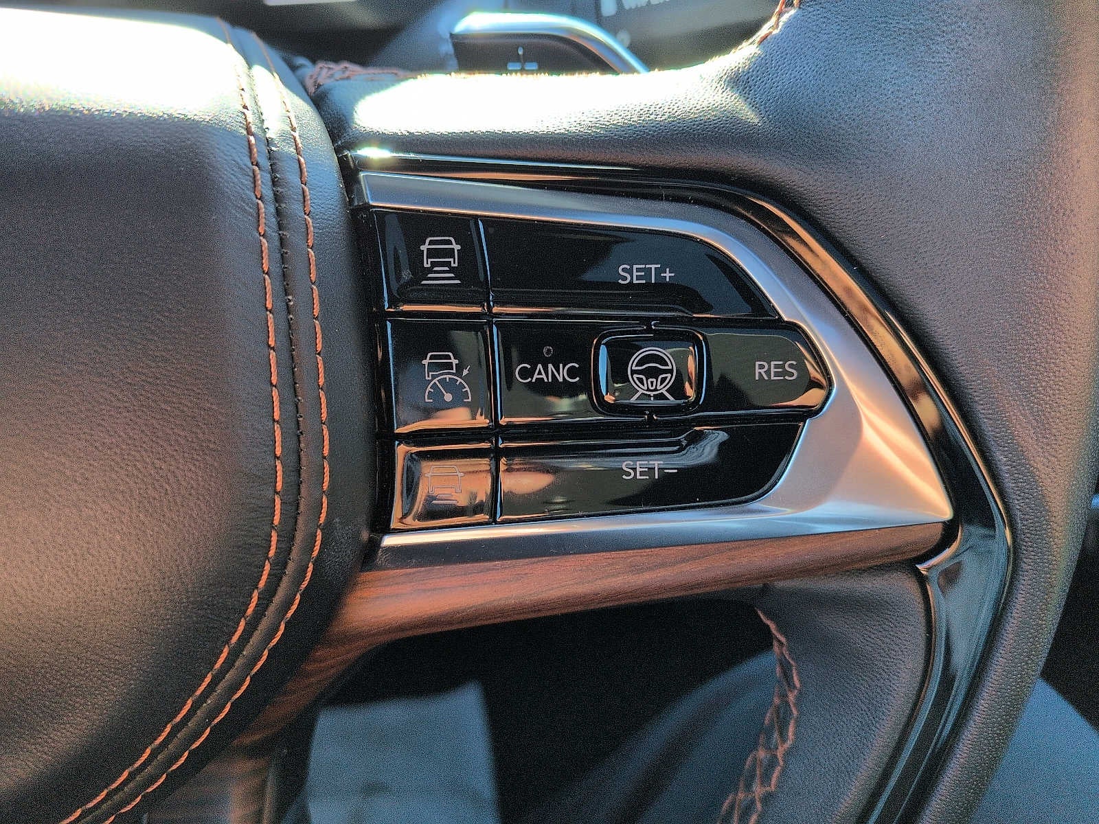 2024 Jeep Grand Cherokee Summit