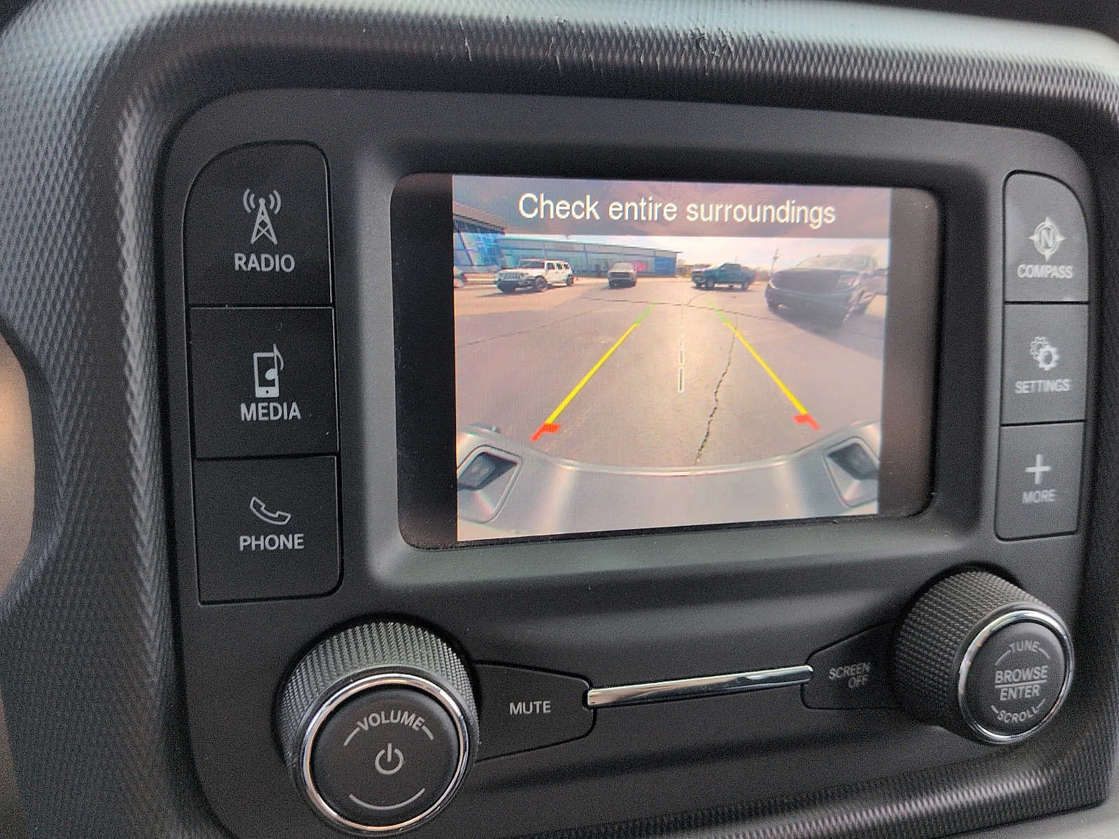 2021 Jeep Gladiator Willys Sport