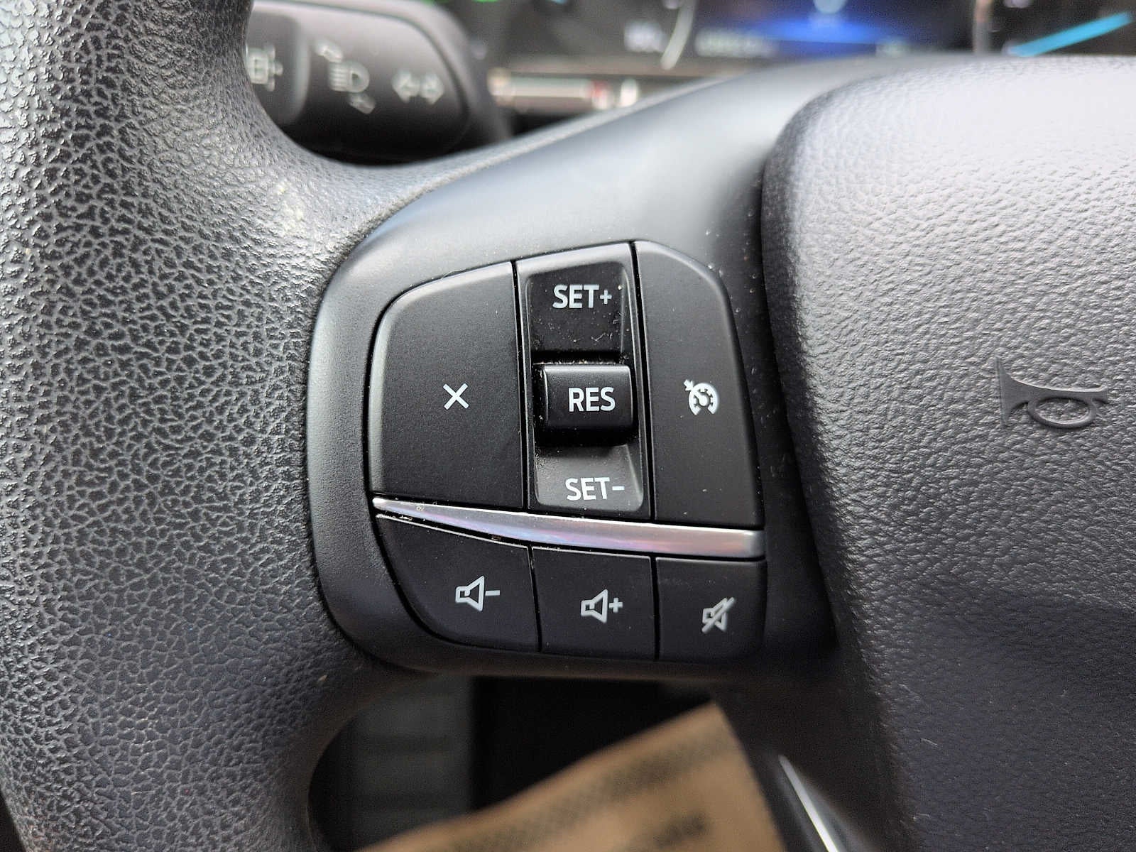 2022 Ford Escape SE Hybrid