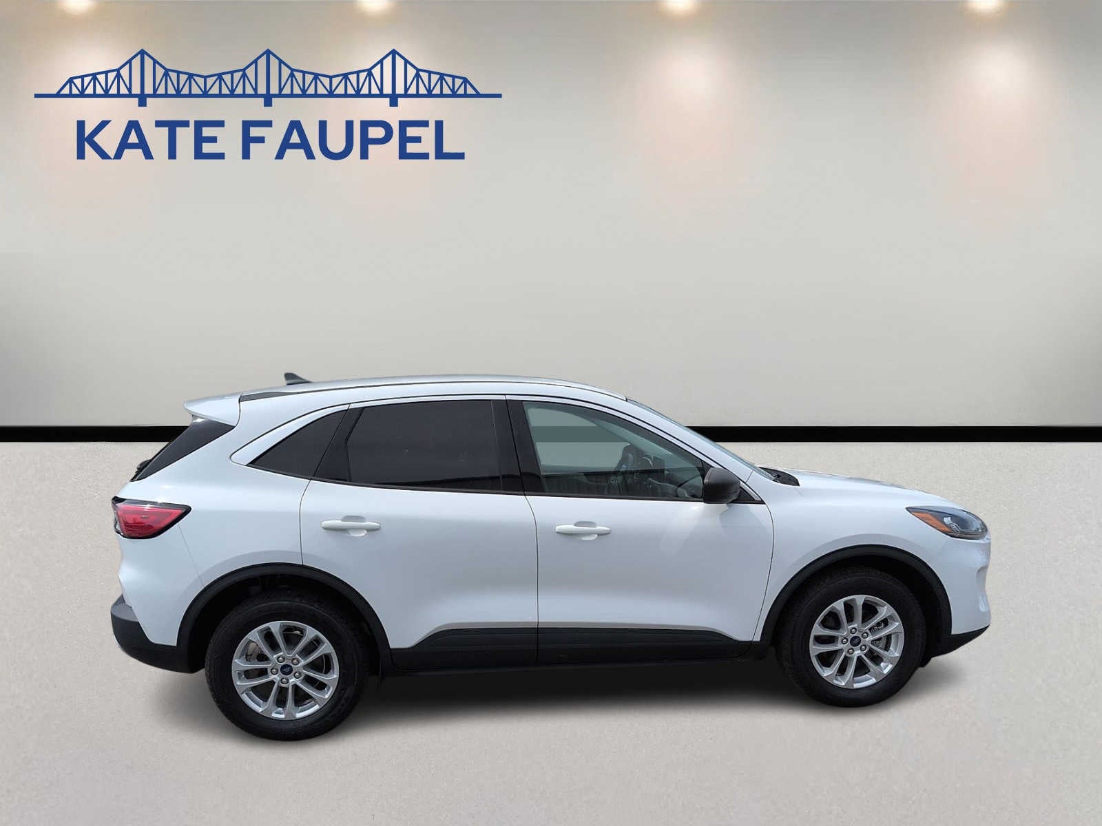 2022 Ford Escape SE Hybrid