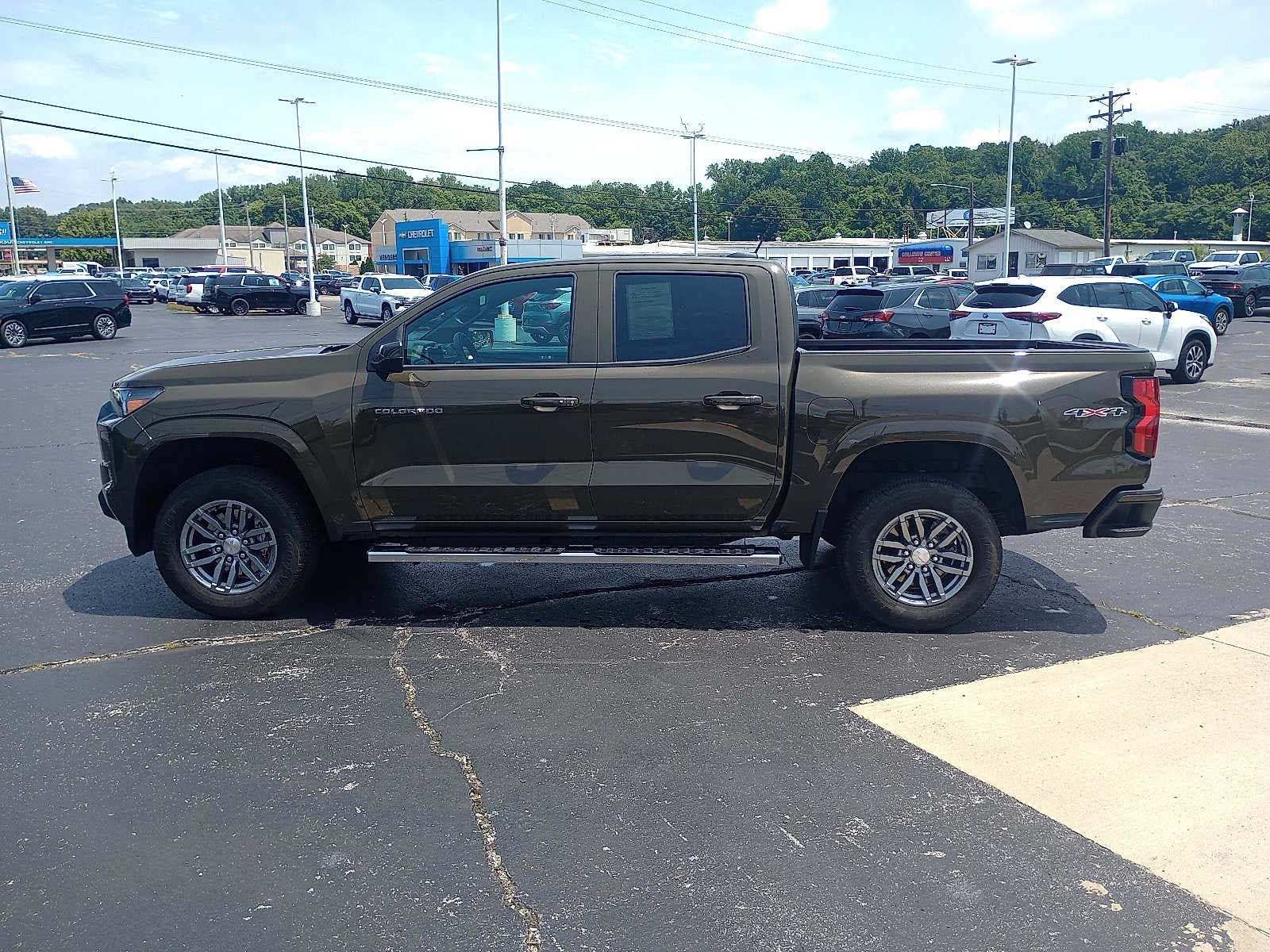 2024 Chevrolet Colorado LT