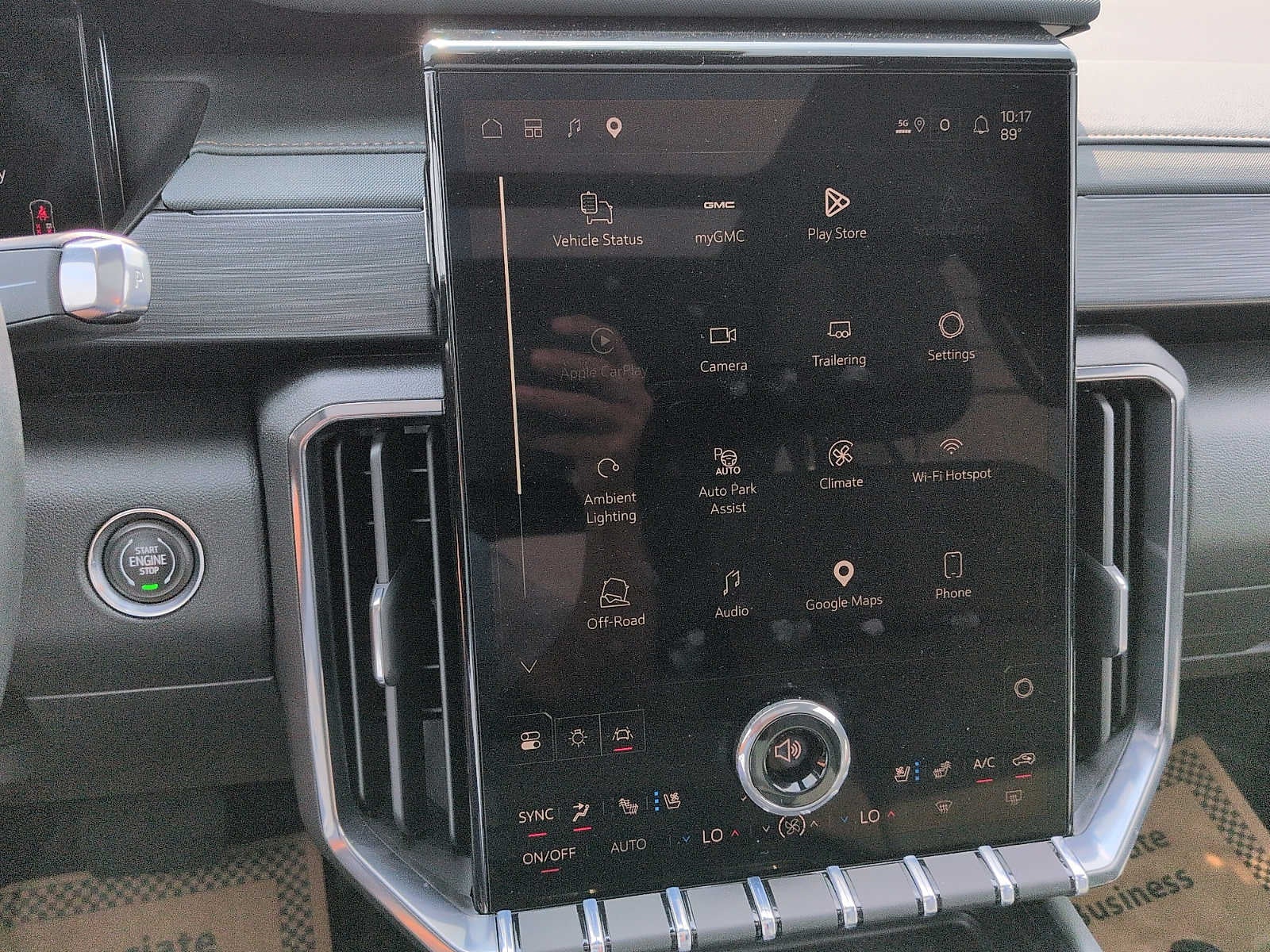 2026 GMC Acadia AT4