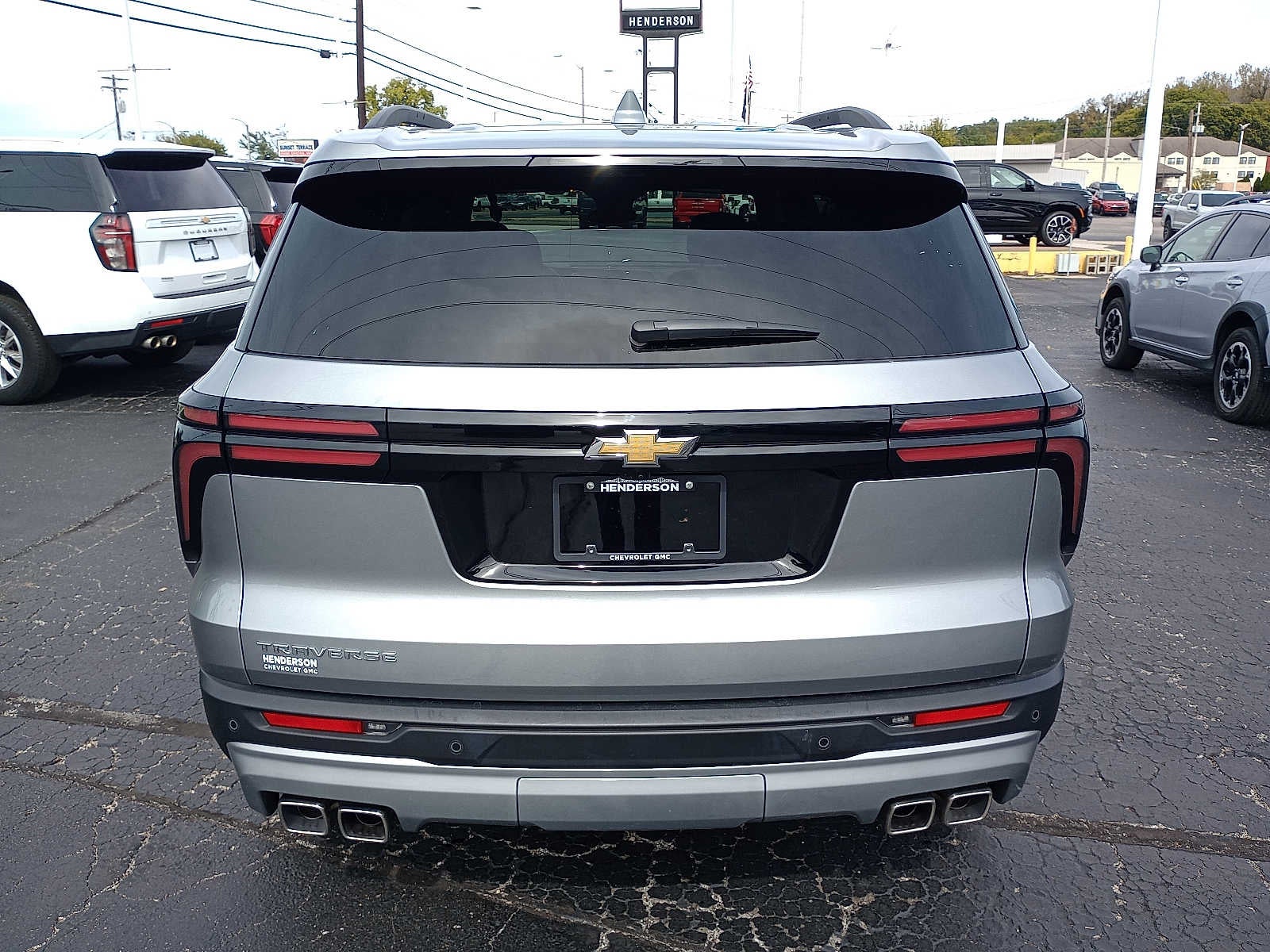 2025 Chevrolet Traverse LT