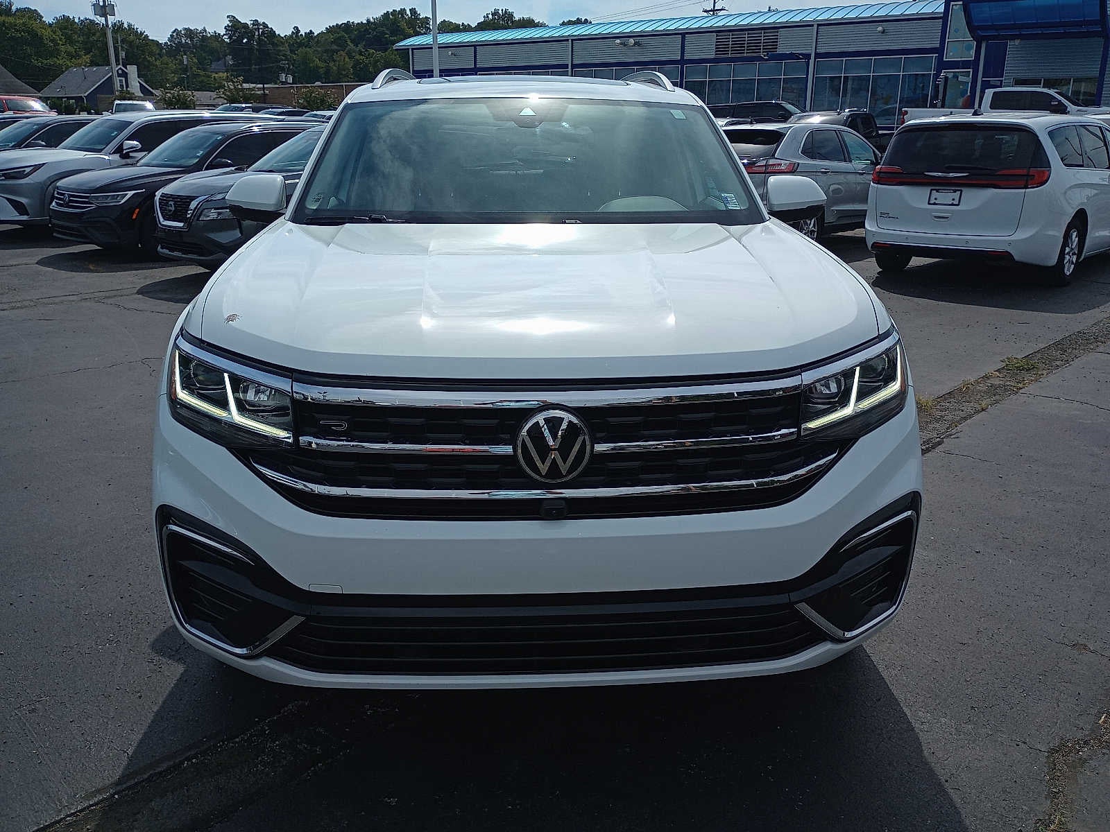 2022 Volkswagen Atlas 3.6L V6 SEL Premium R-Line