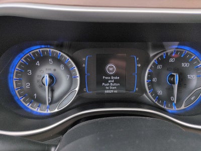 2023 Chrysler Voyager LX