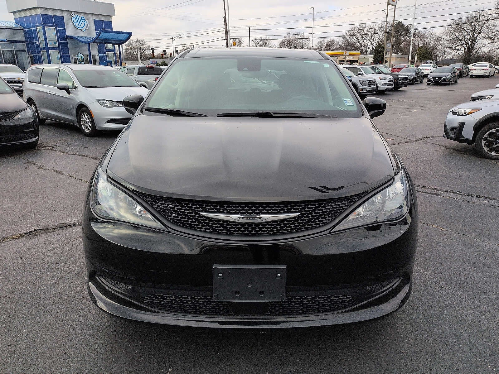 2024 Chrysler Voyager LX