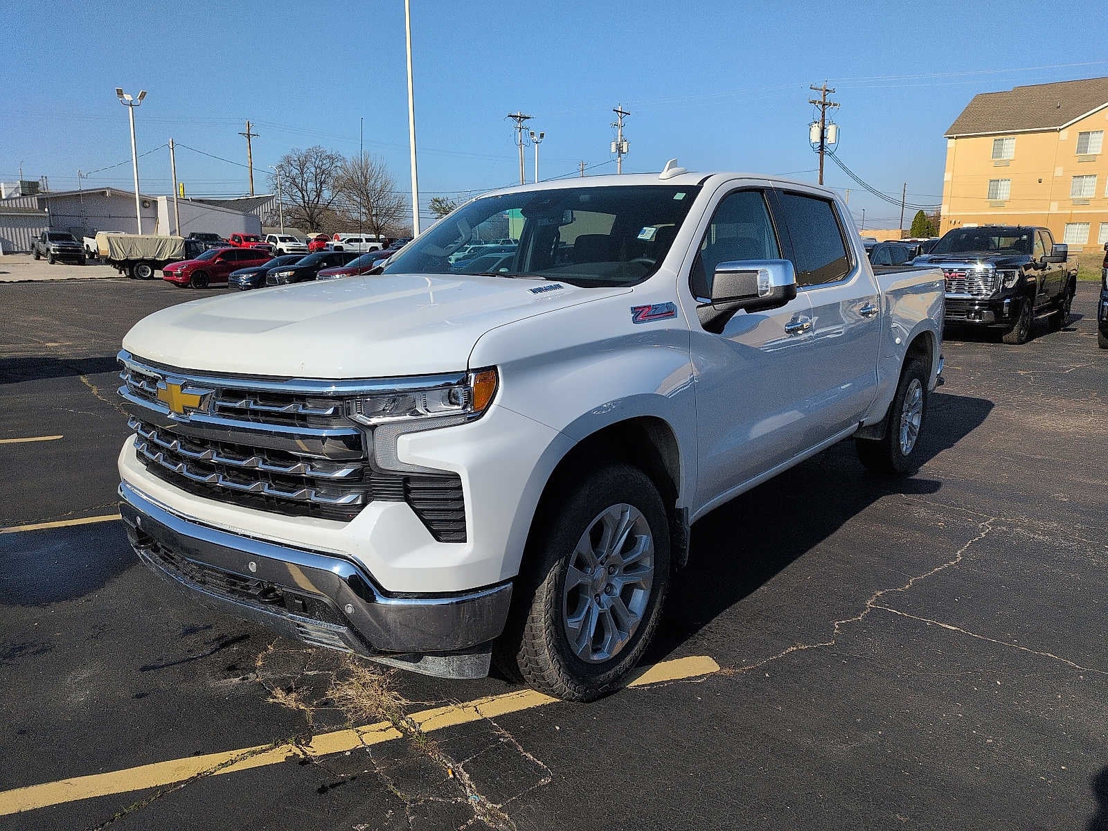2025 Chevrolet Silverado 1500 LTZ