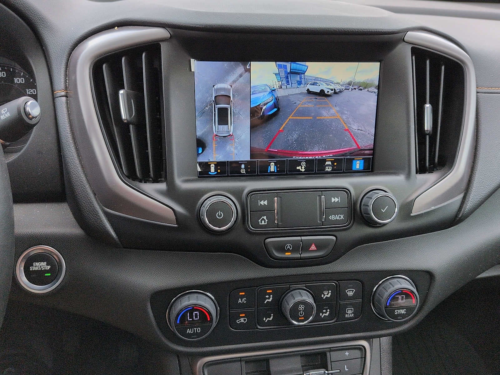 2024 GMC Terrain AT4