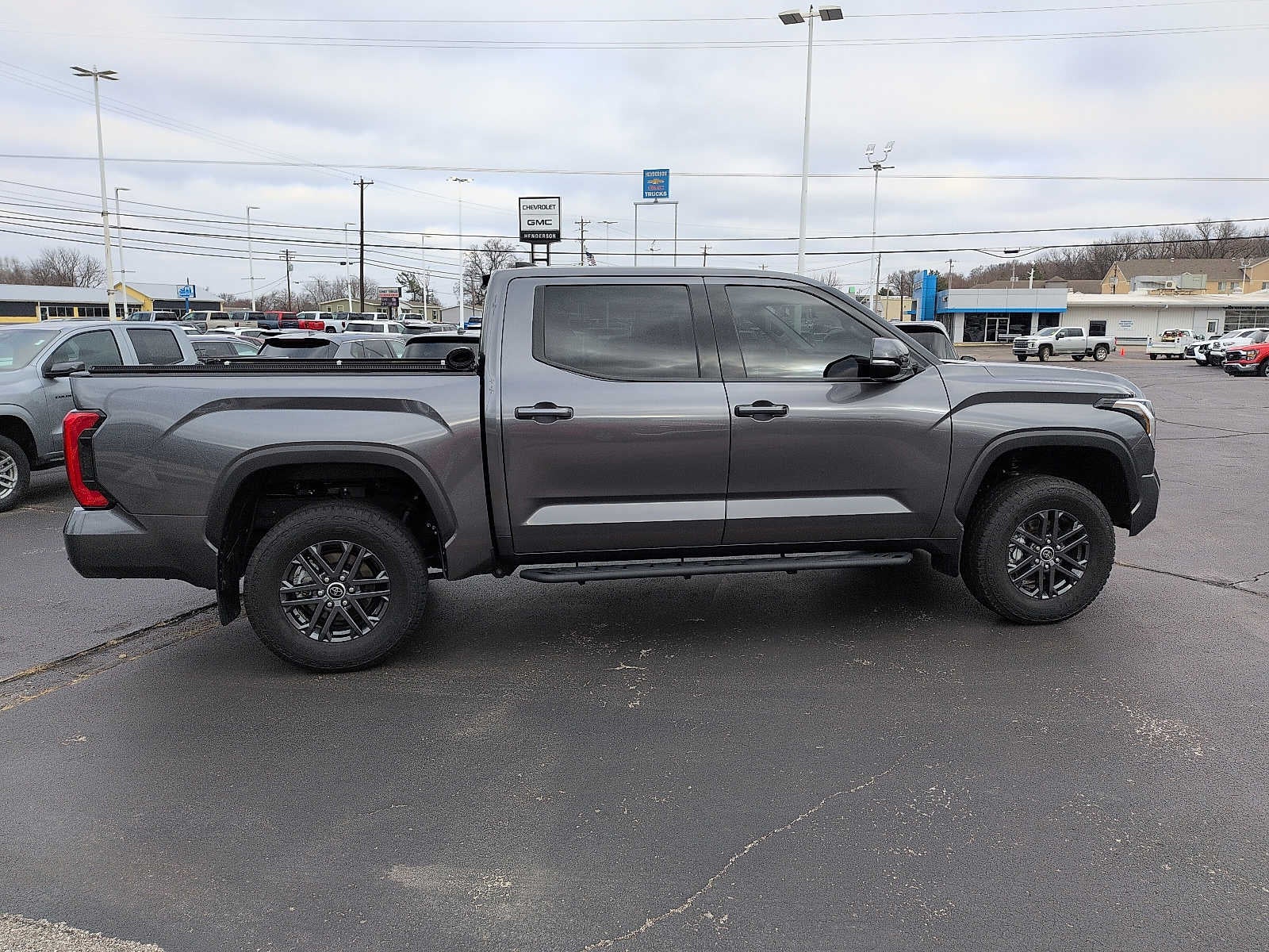 2023 Toyota Tundra 4WD SR5