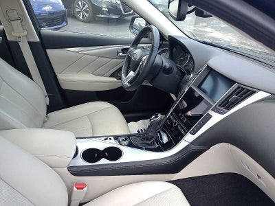 2022 INFINITI Q50 LUXE