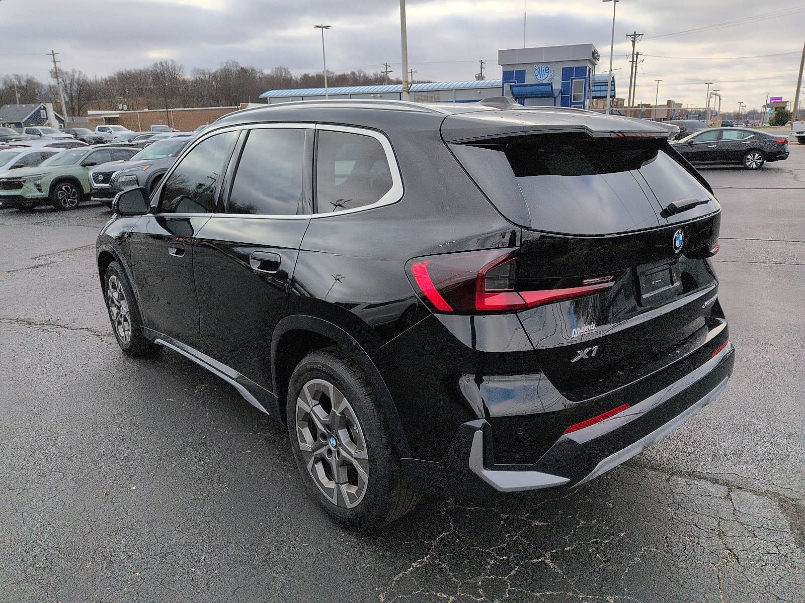2025 BMW X1 xDrive28i