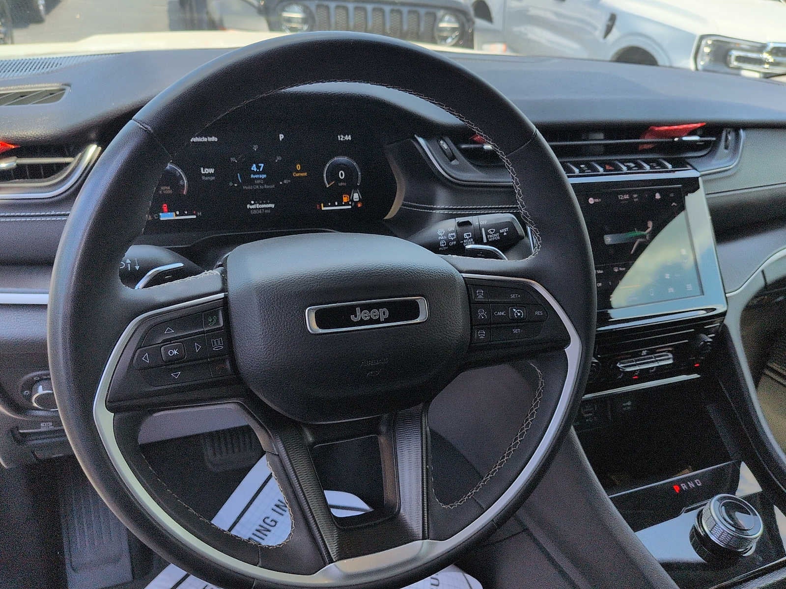 2024 Jeep Grand Cherokee Laredo