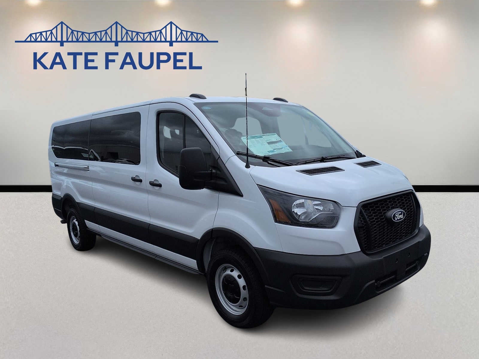 2026 Ford Transit Passenger Wagon XL
