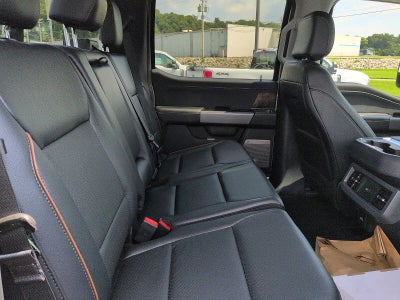 2026 Ford Super Duty F-450 DRW LARIAT