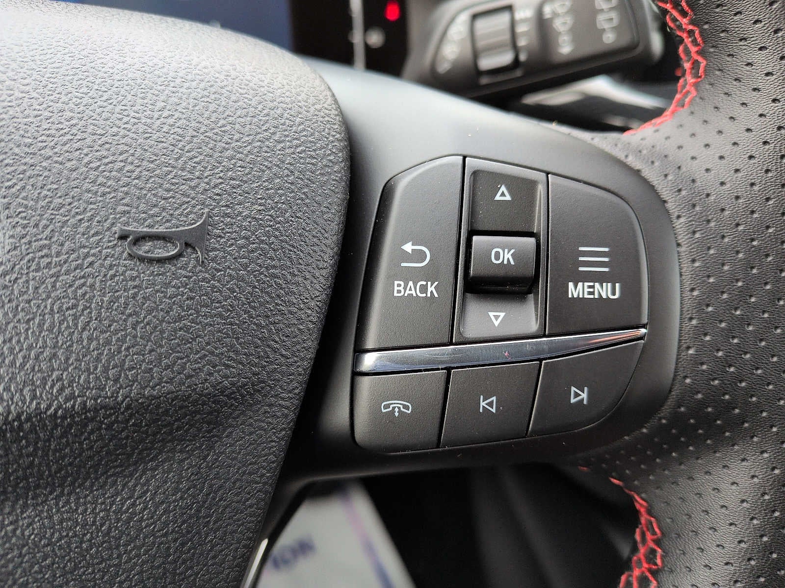 2026 Ford Escape ST-Line Select