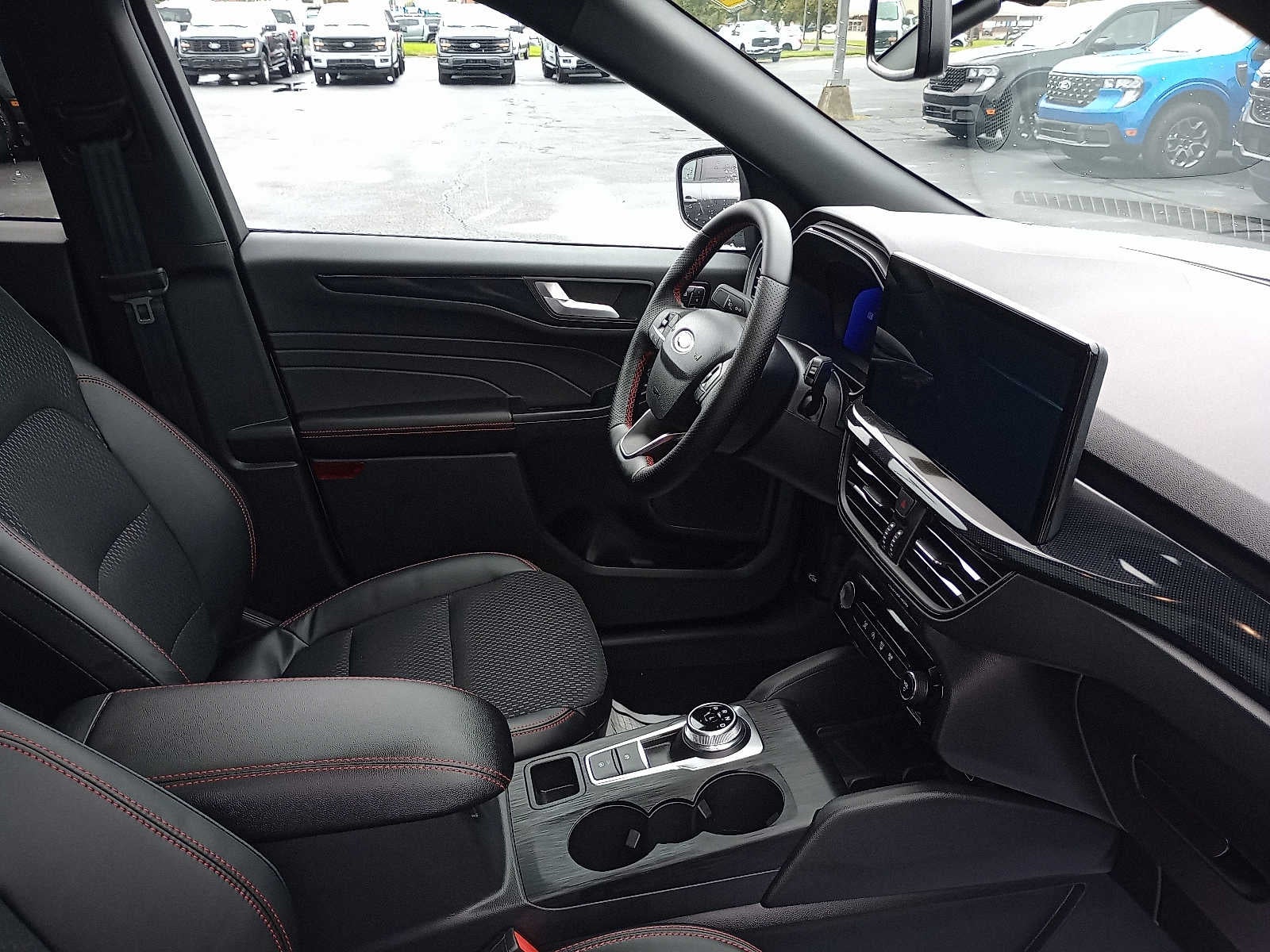 2026 Ford Escape ST-Line Elite