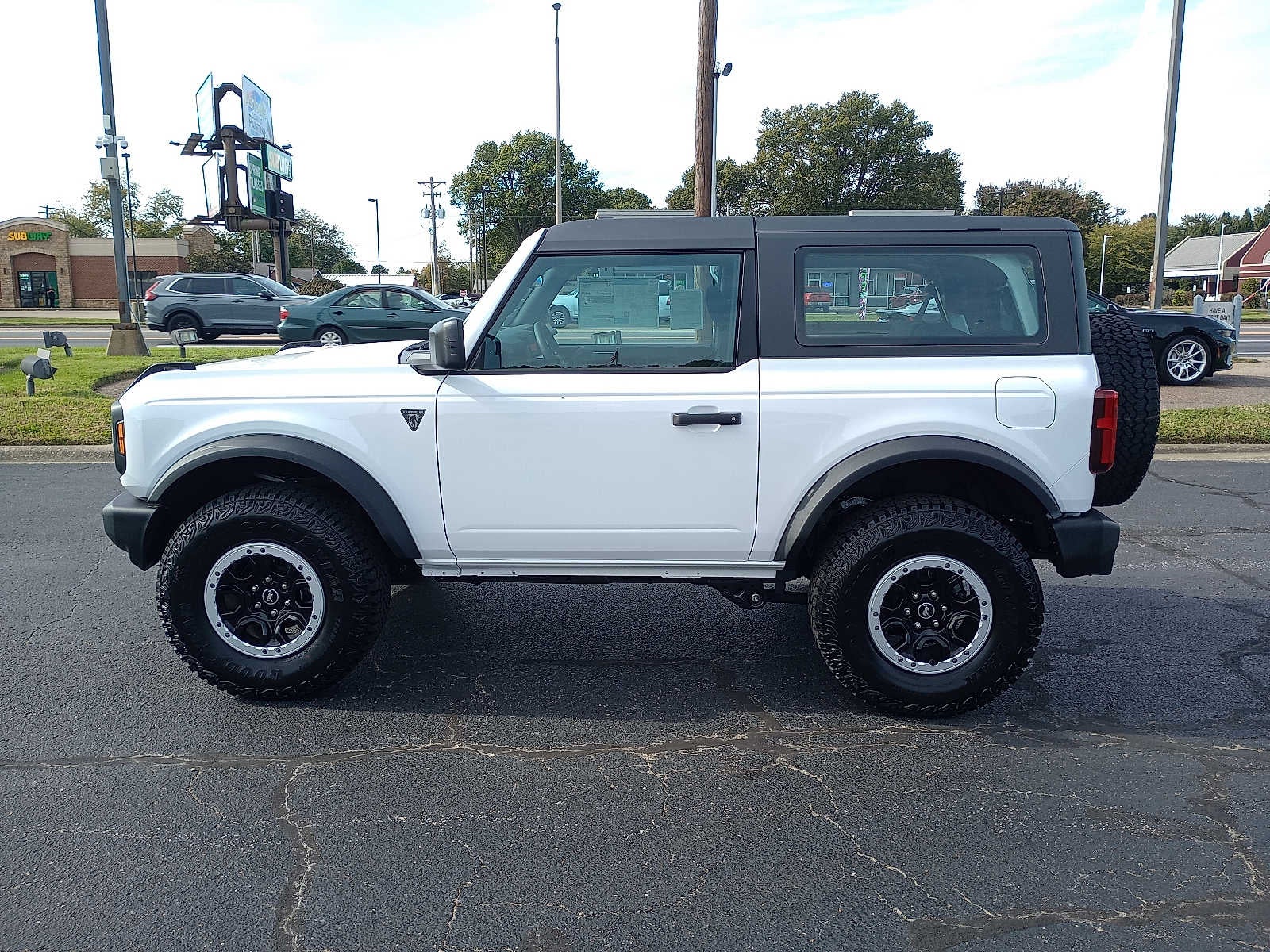 2025 Ford Bronco Base