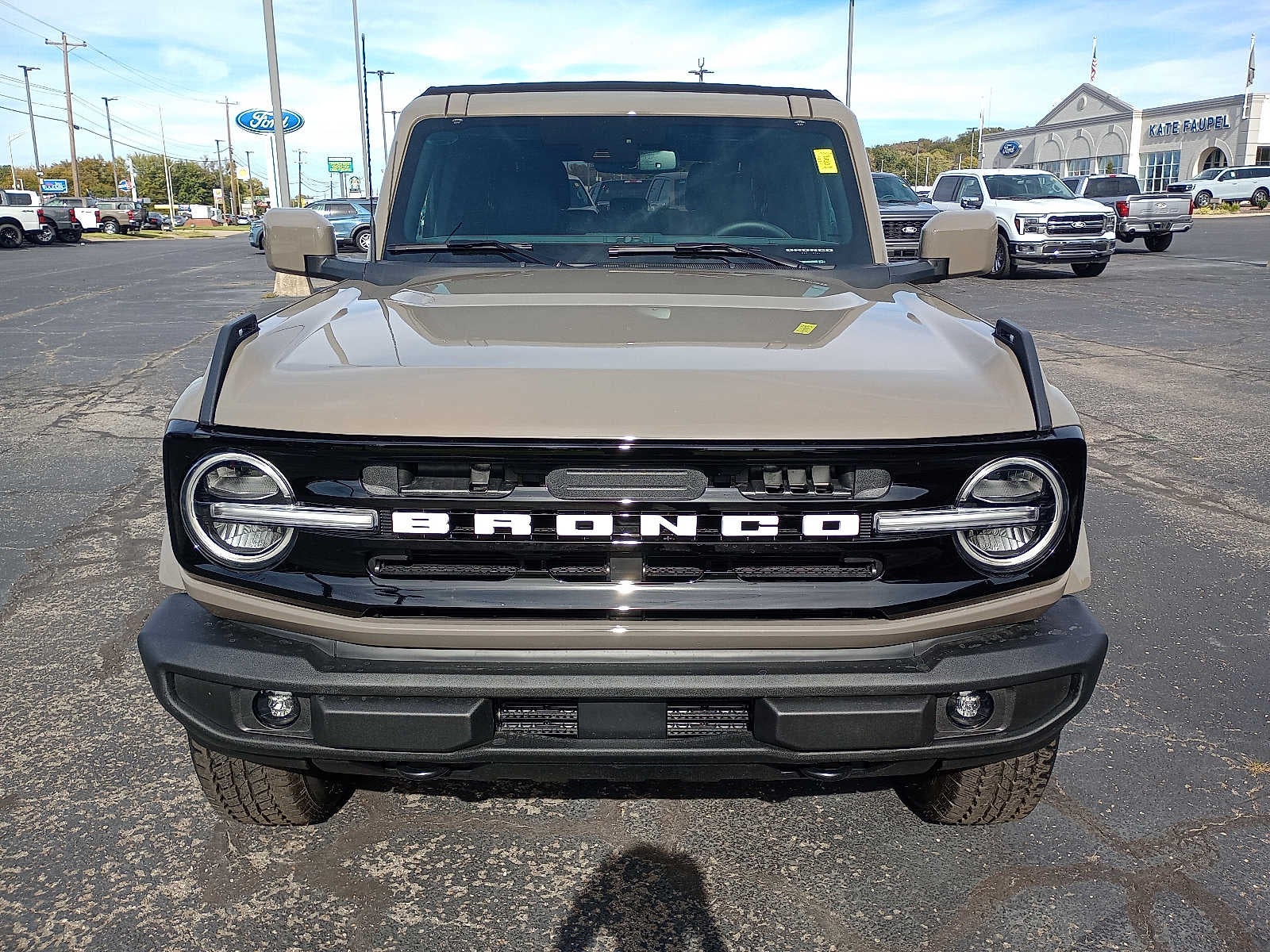 2025 Ford Bronco Outer Banks
