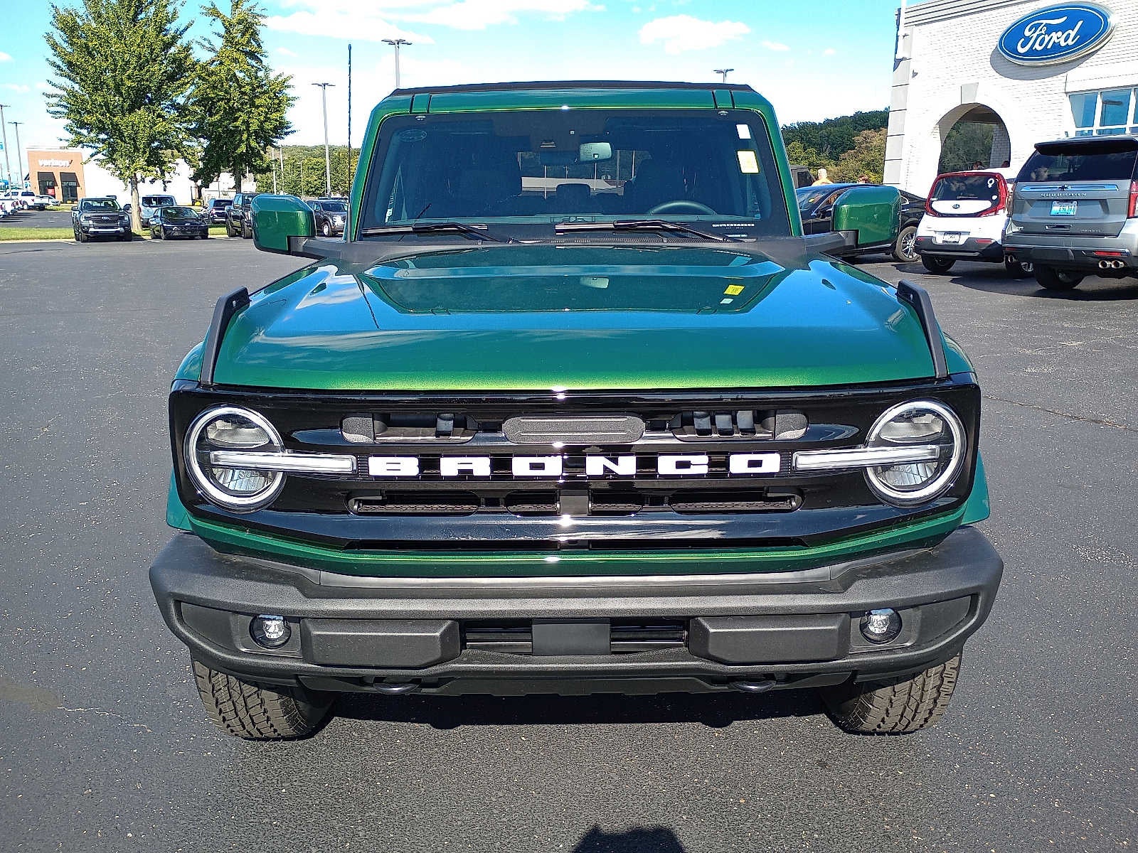 2025 Ford Bronco Outer Banks