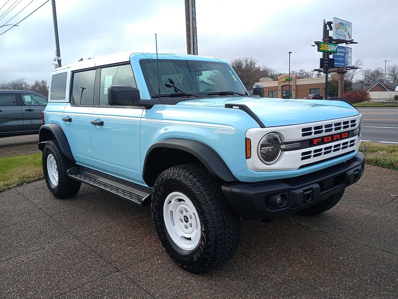 2025 Ford Bronco Heritage Edition
