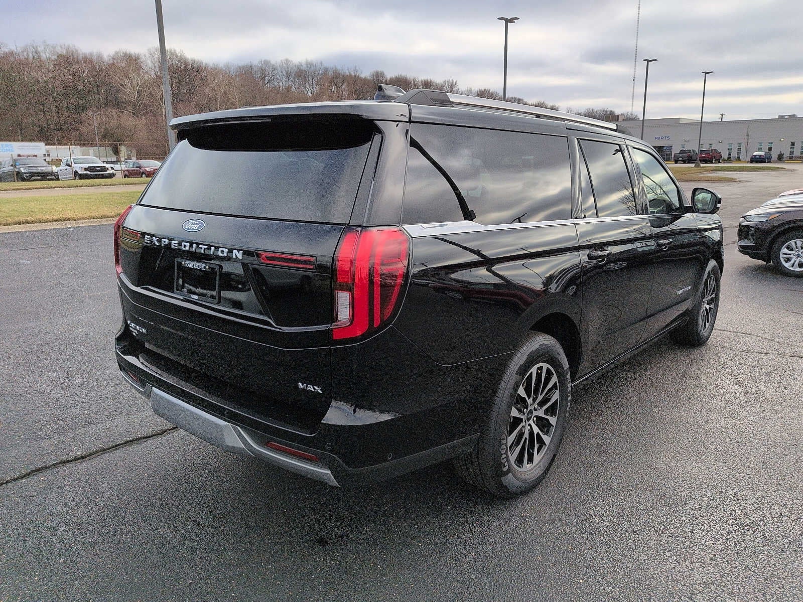 2025 Ford Expedition Max Platinum