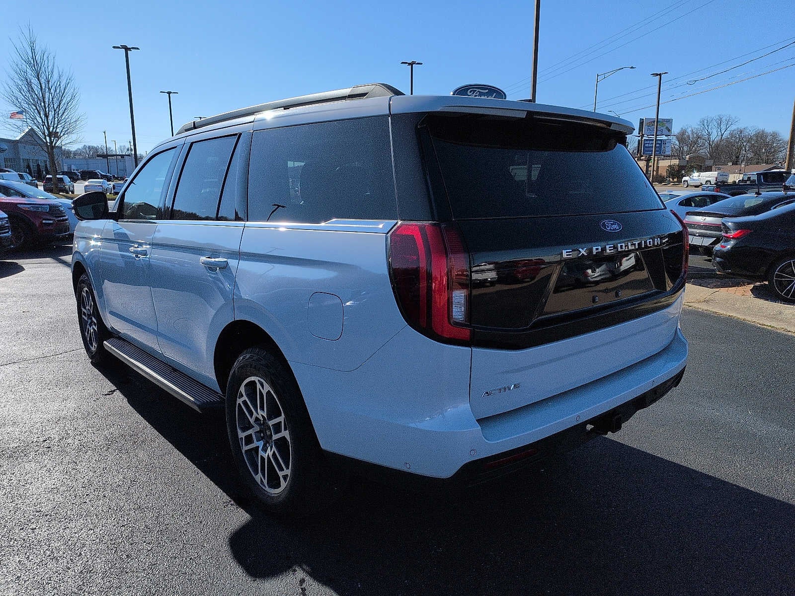 2025 Ford Expedition Active