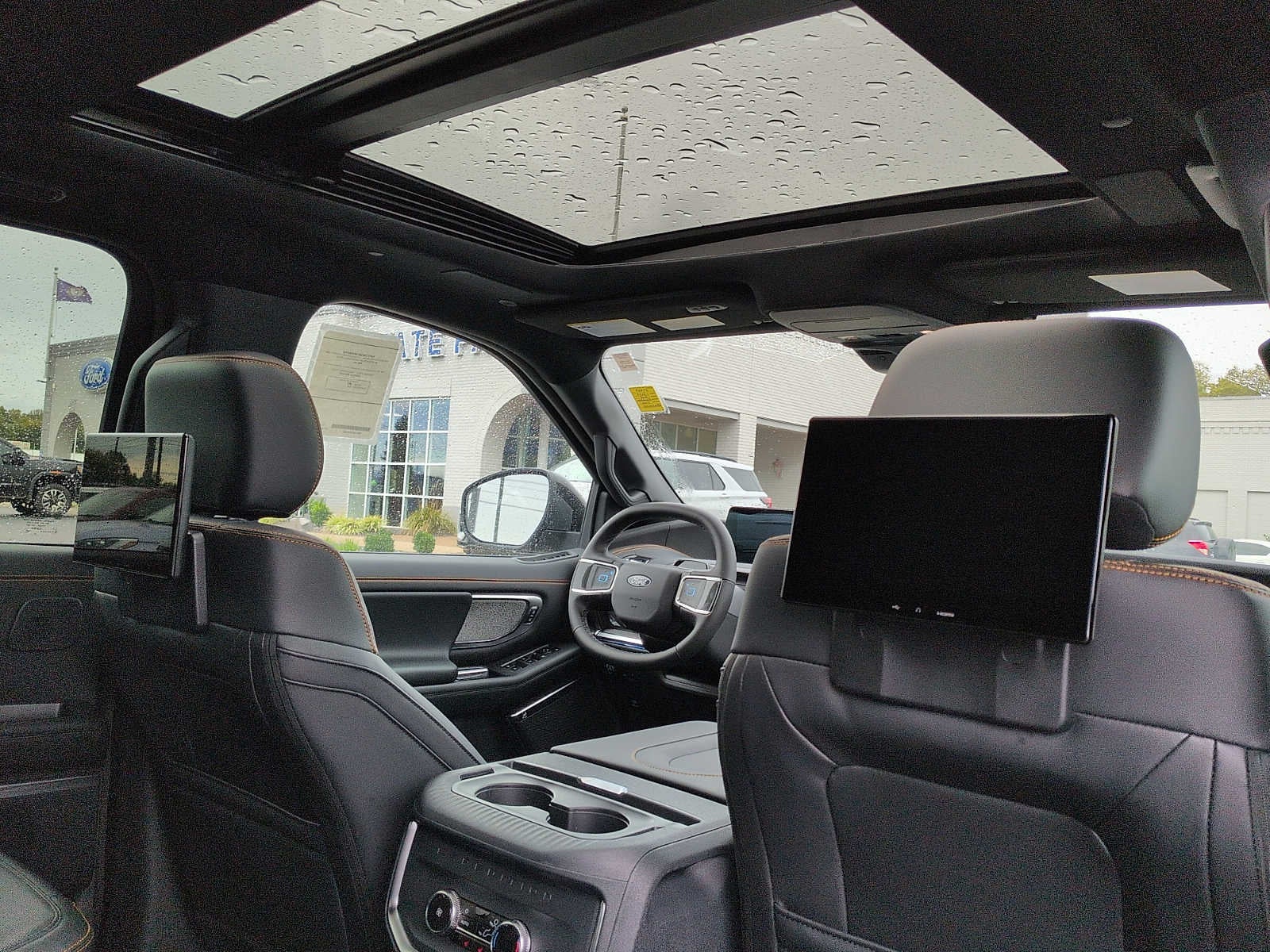 2027 Ford Expedition Tremor