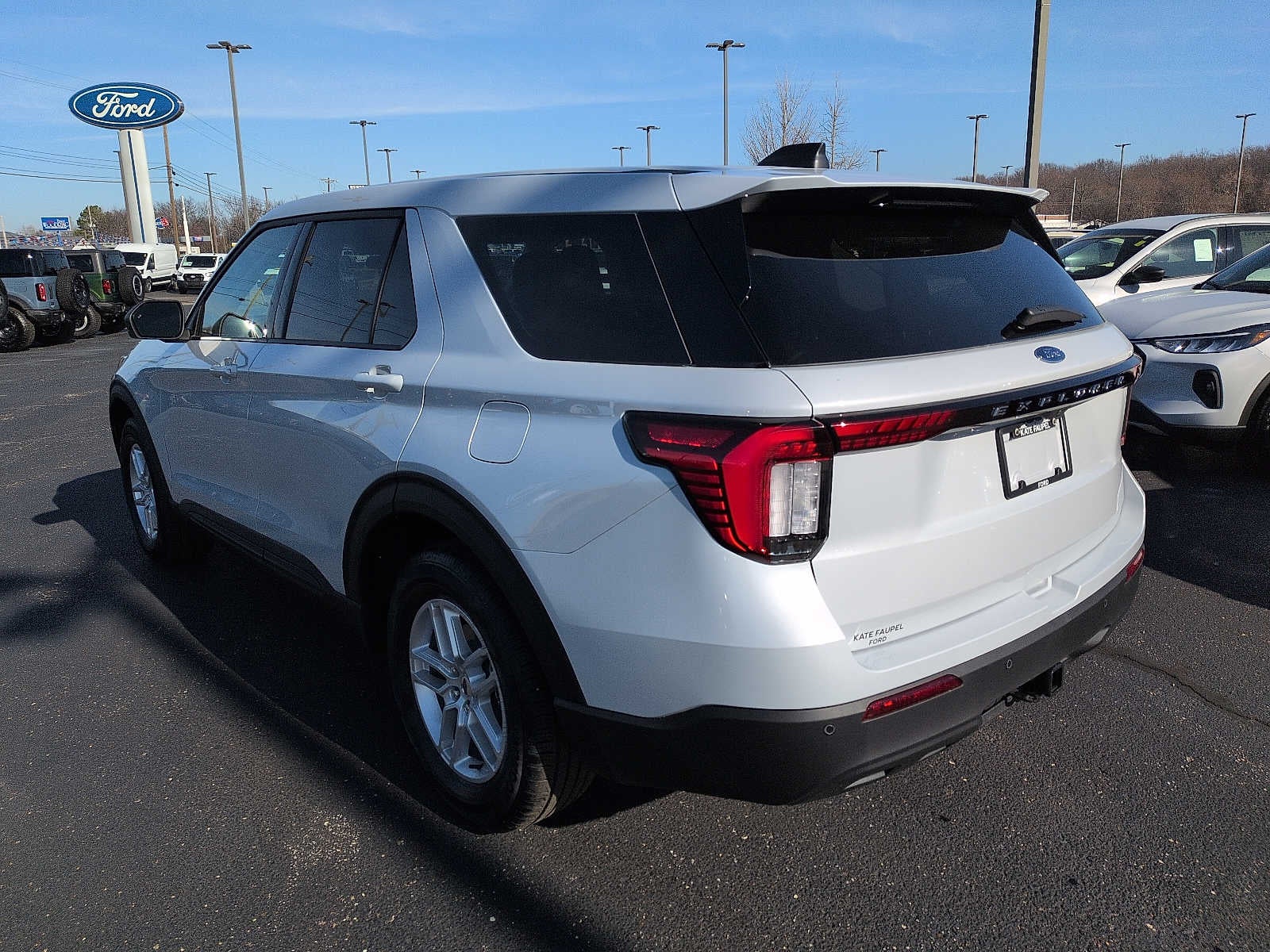 2026 Ford Explorer Active w/100A Pkg