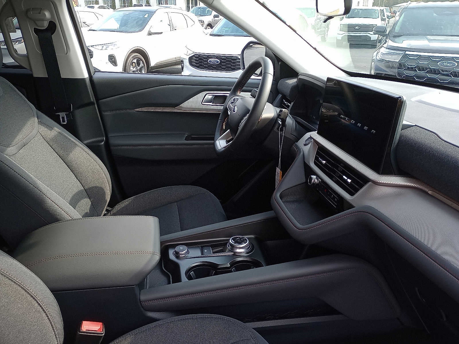 2026 Ford Explorer Active w/100A Pkg