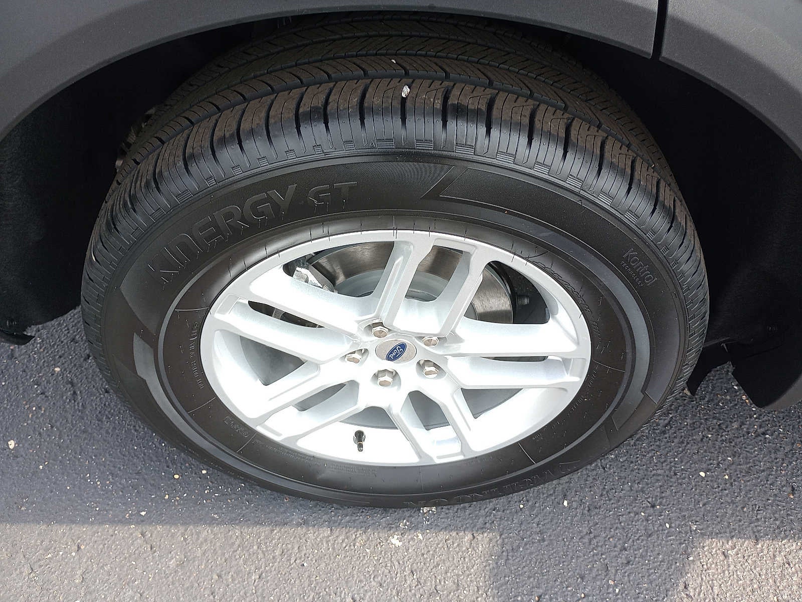 2026 Ford Explorer Active w/100A Pkg