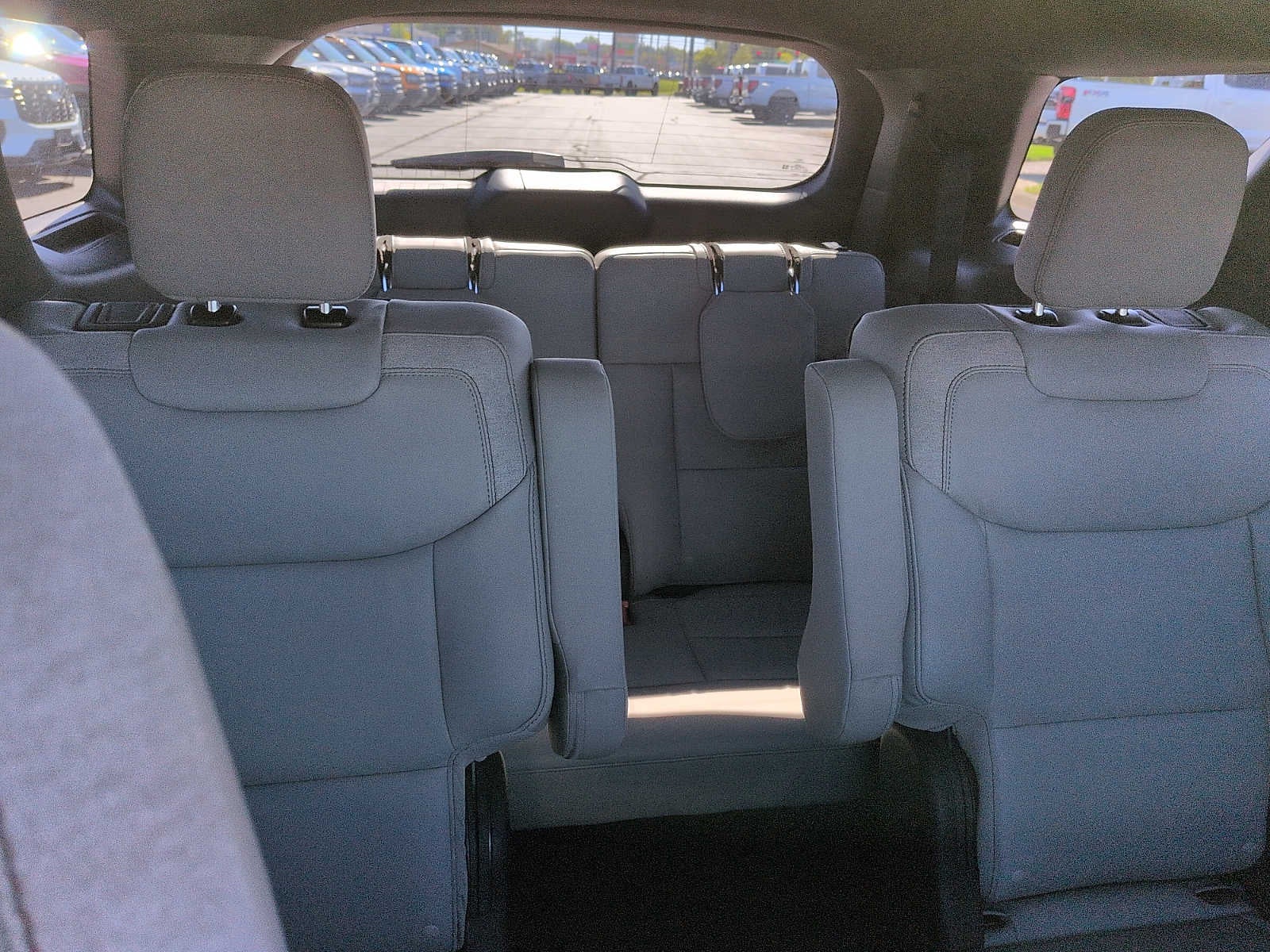 2027 Ford Explorer Active w/200A Pkg