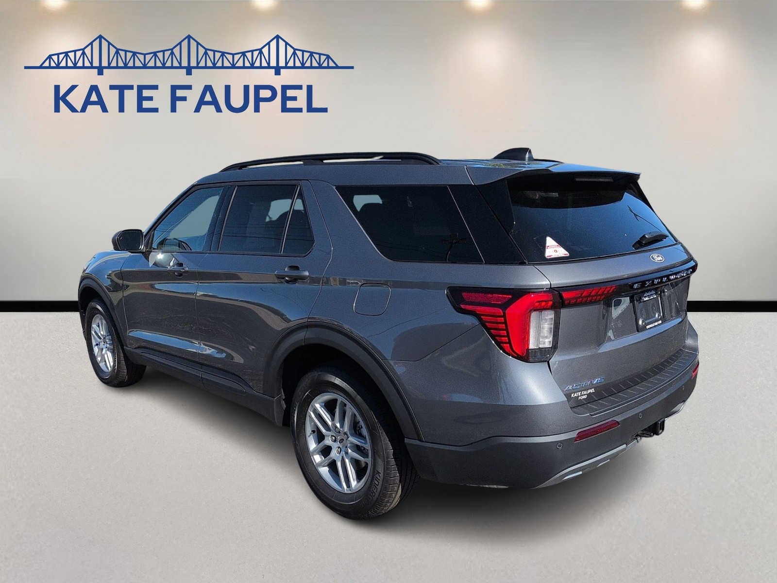 2027 Ford Explorer Active w/200A Pkg