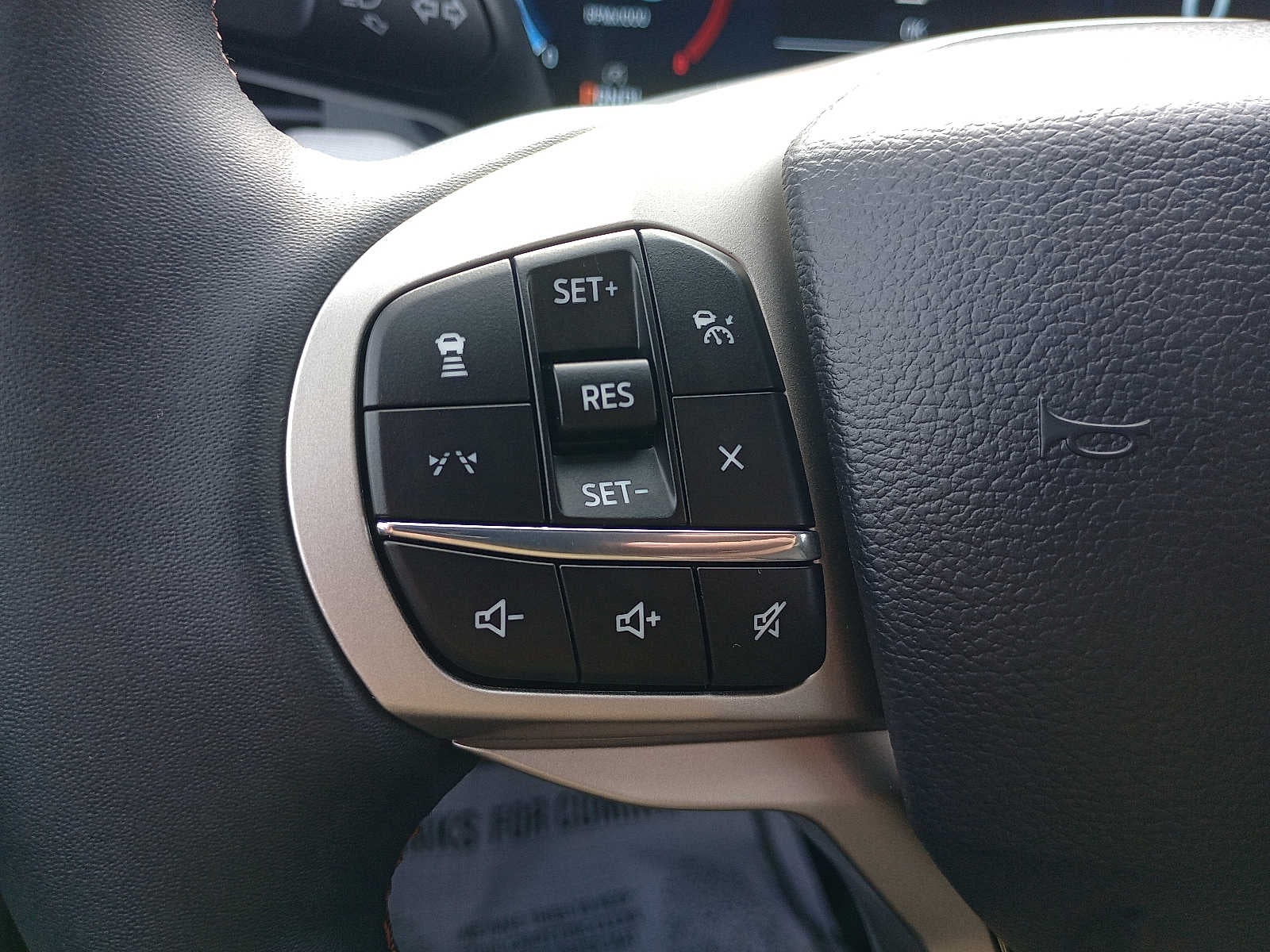 2026 Ford Explorer Active w/100A Pkg