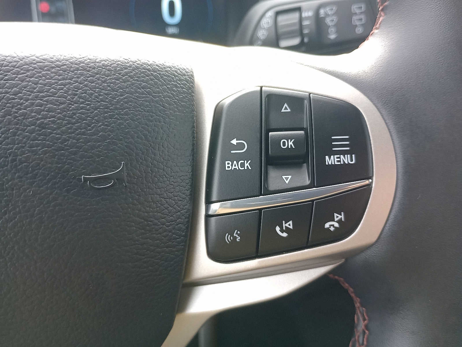 2026 Ford Explorer Active w/100A Pkg