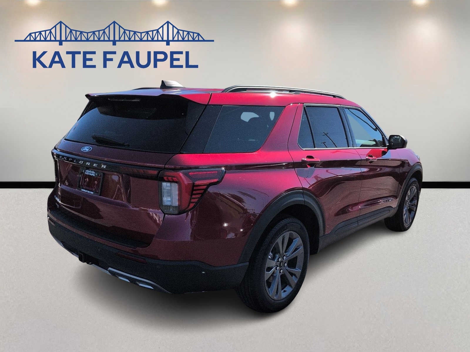 2027 Ford Explorer Active w/200A Pkg