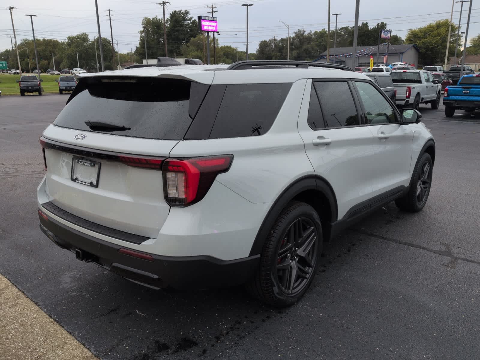 2027 Ford Explorer ST-Line