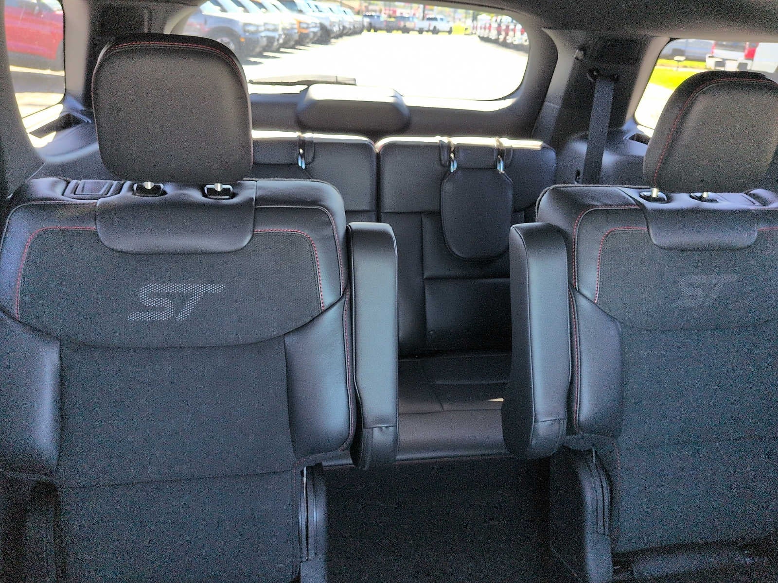 2027 Ford Explorer ST