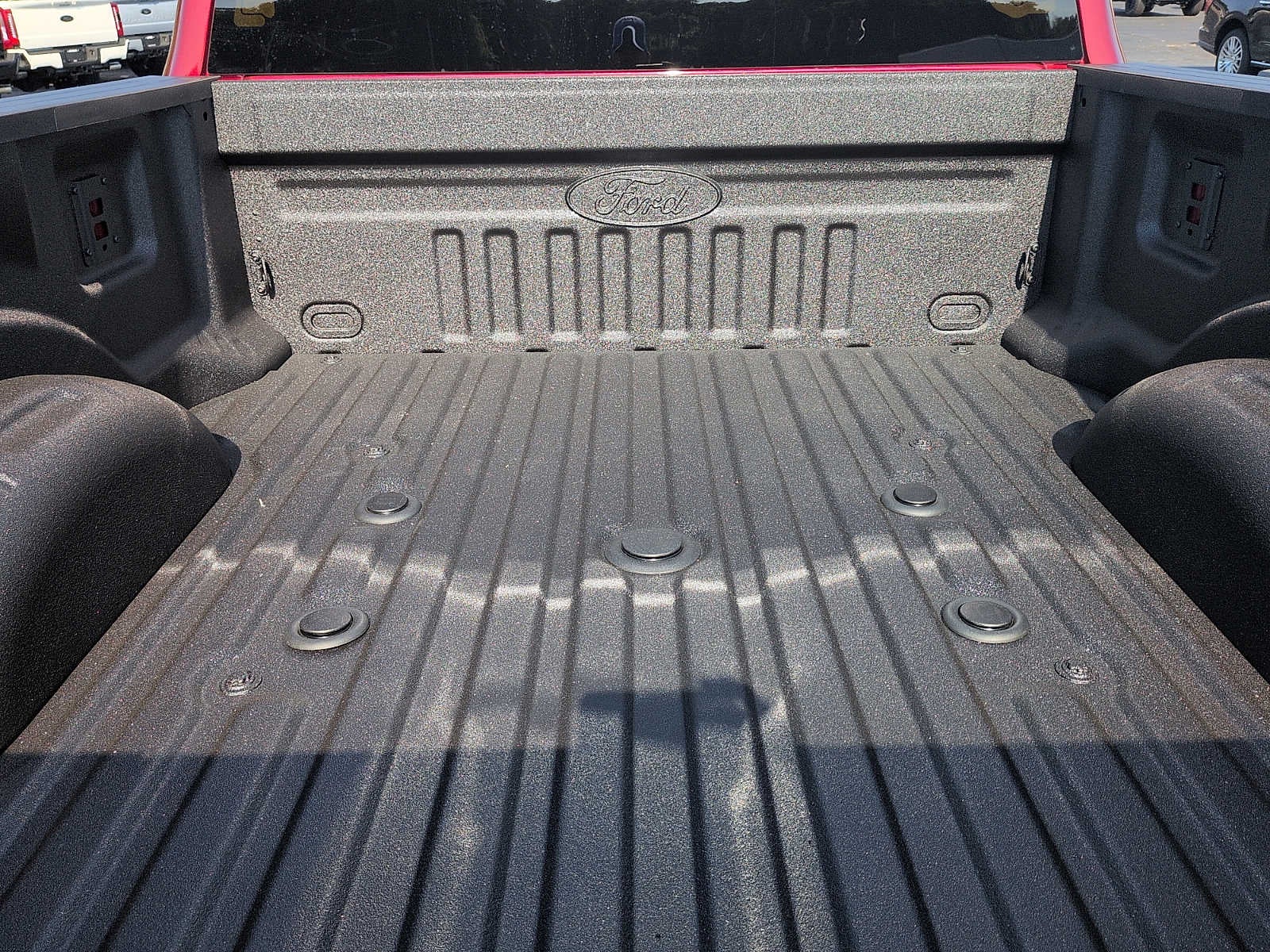 2027 Ford Super Duty F-250 SRW F-250® Lariat®