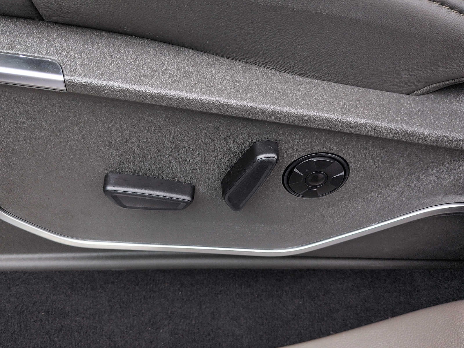 2027 Ford Super Duty F-250 SRW Platinum