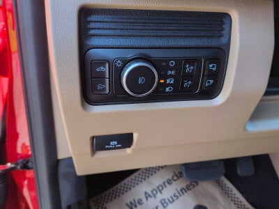 2027 Ford Super Duty F-250 SRW F-250® Lariat®