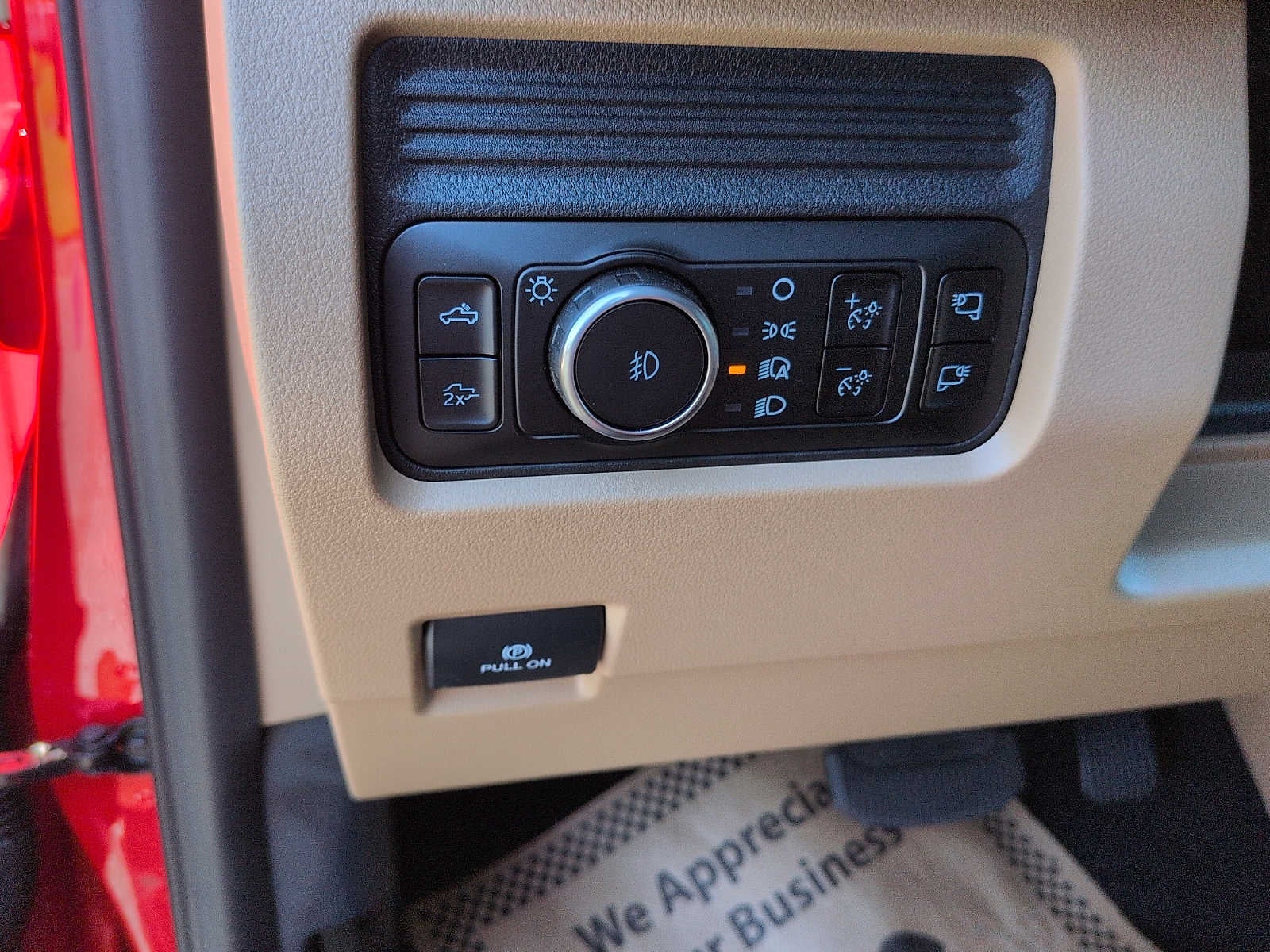 2027 Ford Super Duty F-250 SRW F-250® Lariat®