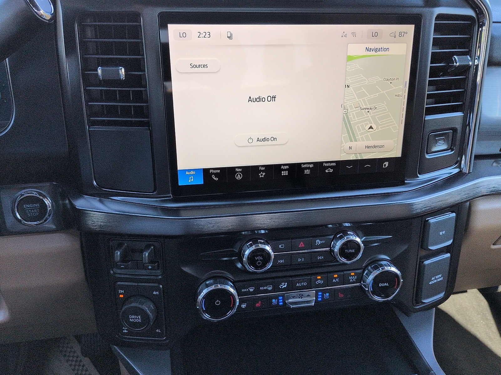 2027 Ford Super Duty F-250 SRW F-250® Lariat®