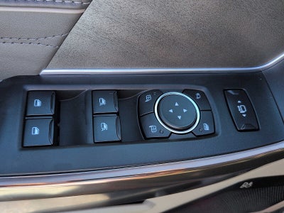 2027 Ford Super Duty F-250 SRW Platinum