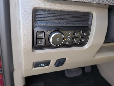 2027 Ford Super Duty F-250 SRW Platinum