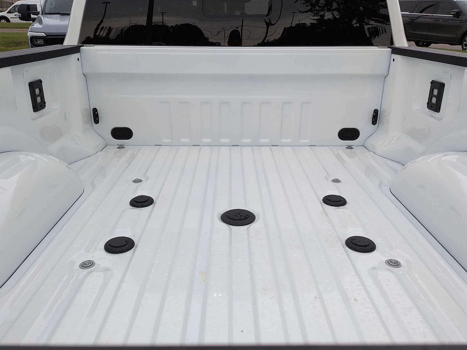 2027 Ford Super Duty F-250 SRW F-250® Lariat®