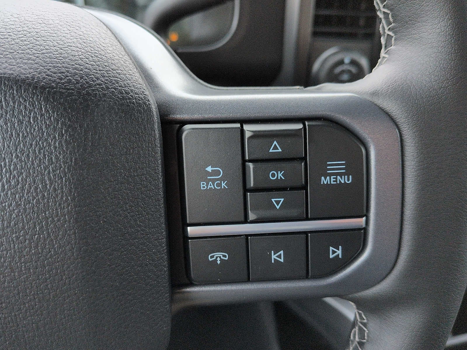 2027 Ford Super Duty F-250 SRW F-250® Lariat®