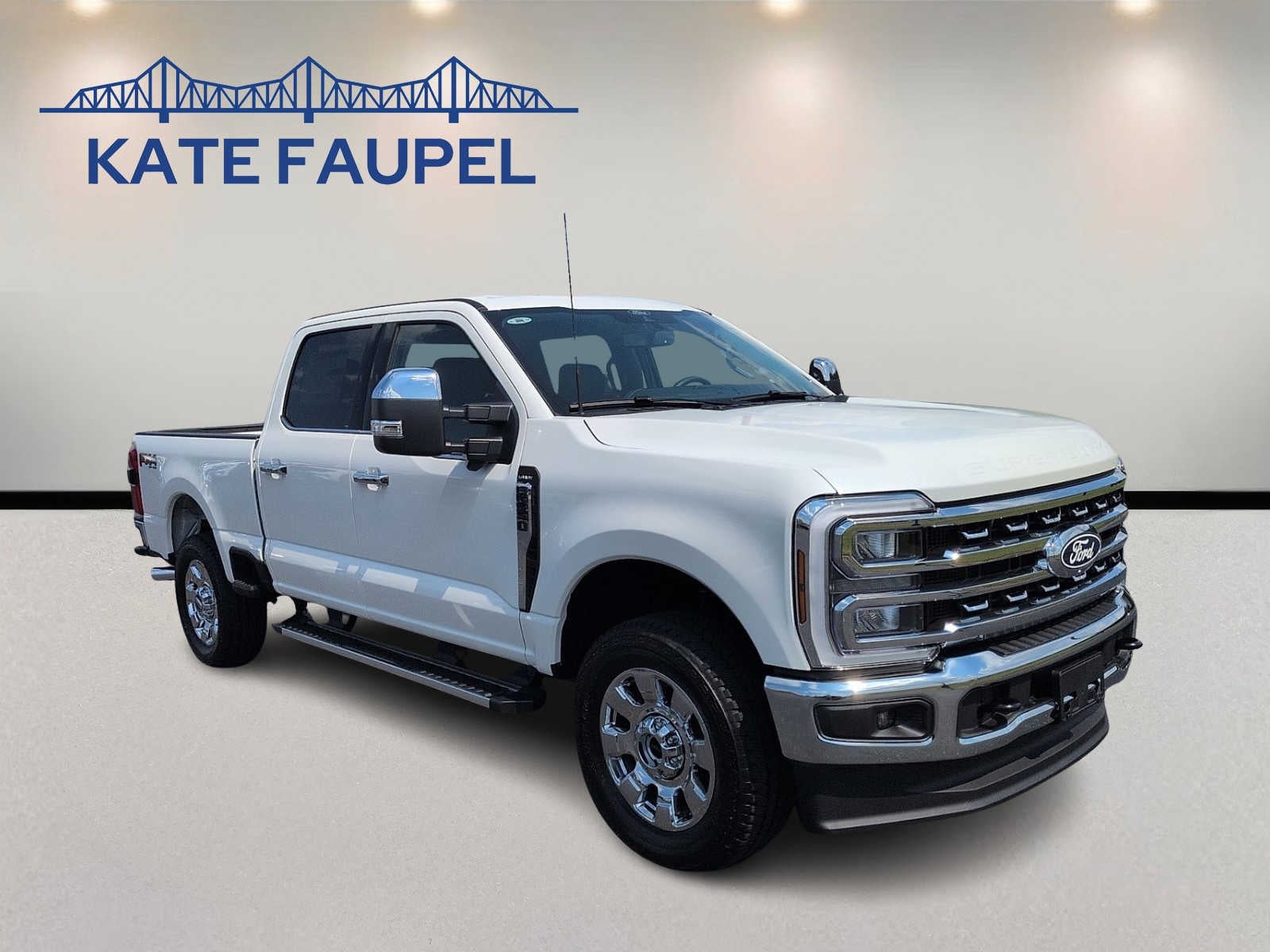 2027 Ford Super Duty F-250 SRW F-250® Lariat®