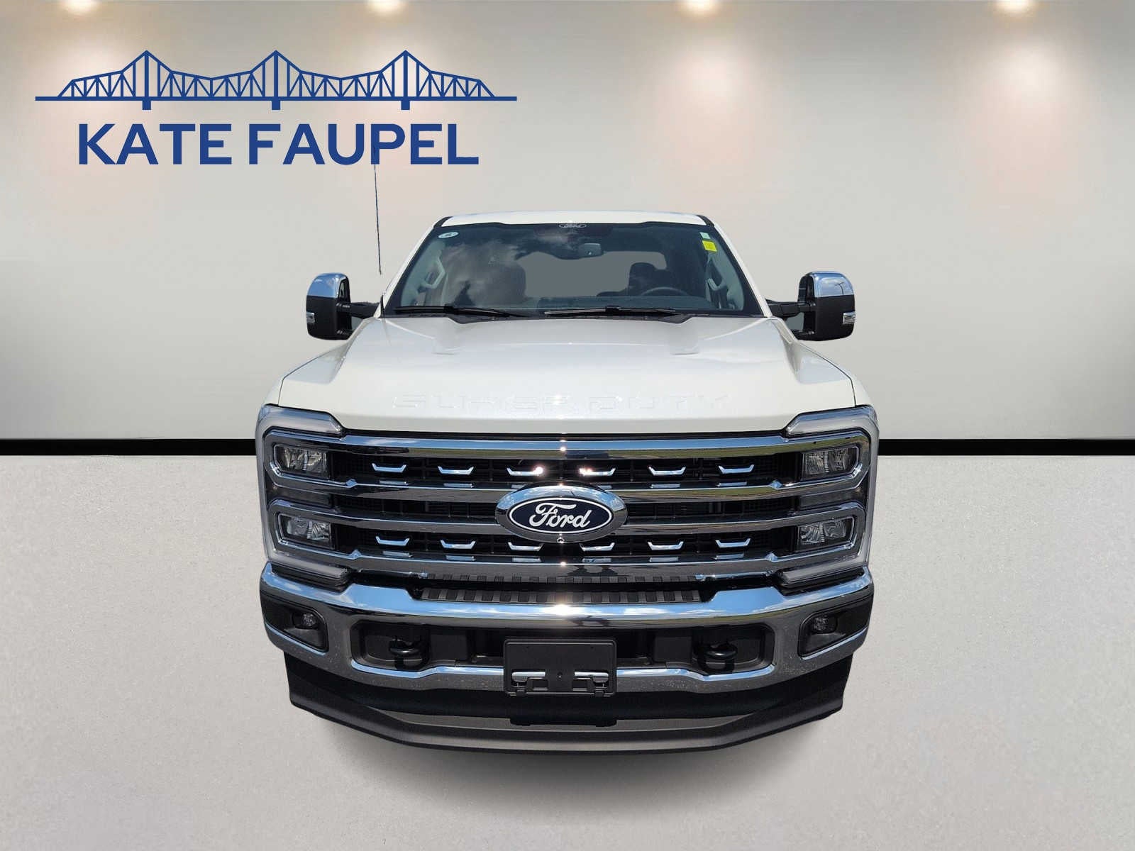 2027 Ford Super Duty F-250 SRW F-250® Lariat®