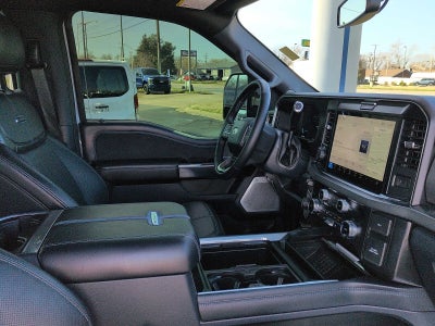 2025 Ford Super Duty F-250 Pickup Platinum