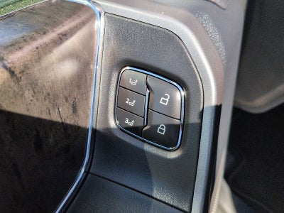 2027 Ford Super Duty F-350 SRW LARIAT